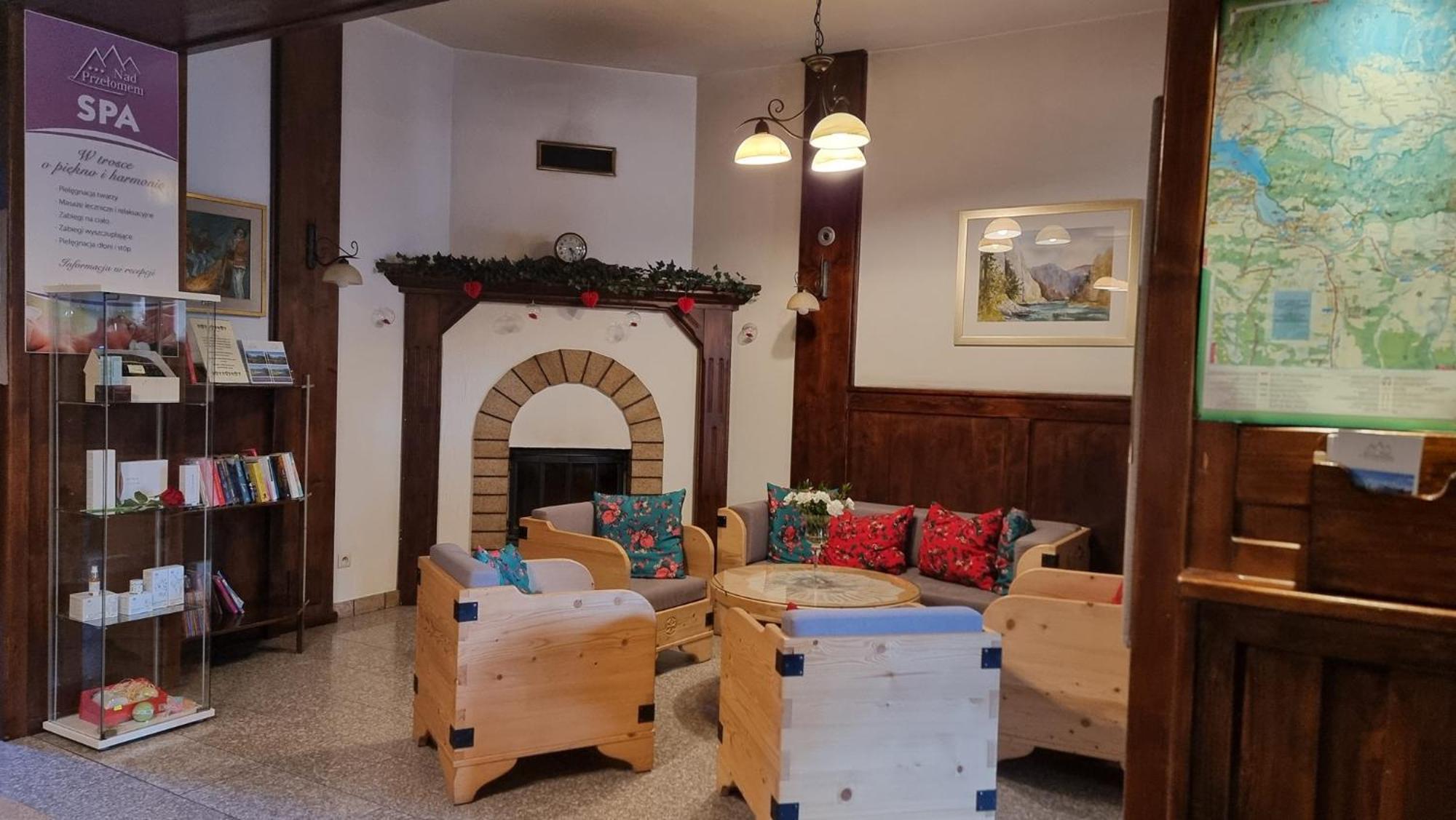 Hotel Nad Przelomem Sromowce Nizne Ngoại thất bức ảnh