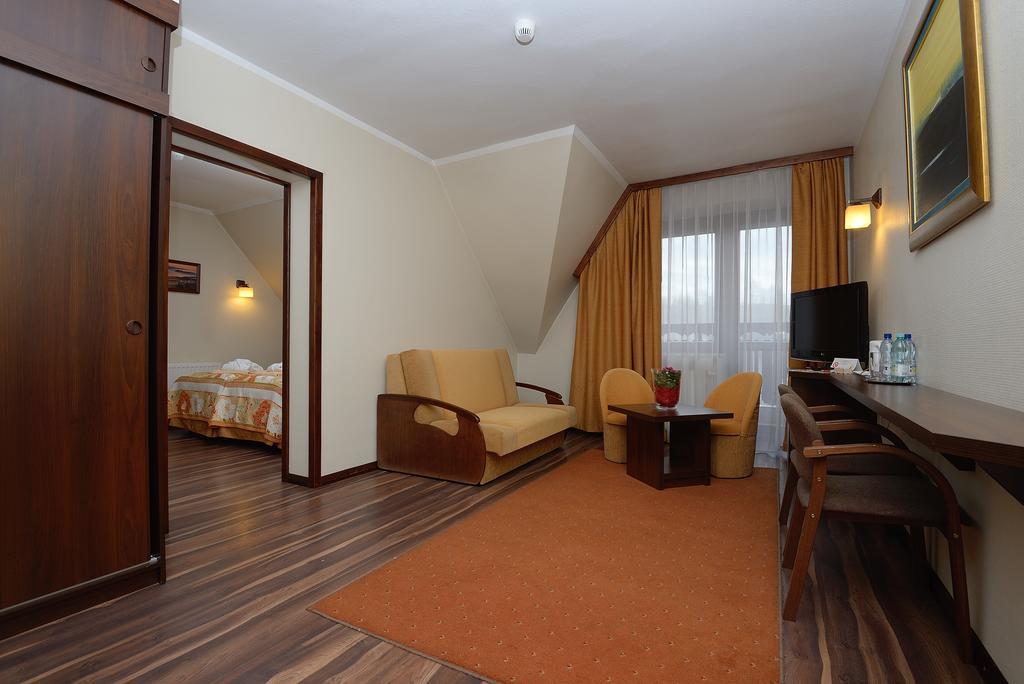 Hotel Nad Przelomem Sromowce Nizne Ngoại thất bức ảnh