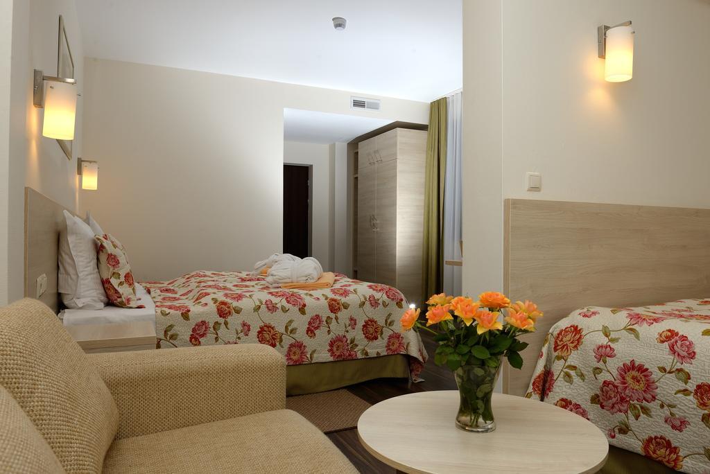 Hotel Nad Przelomem Sromowce Nizne Ngoại thất bức ảnh